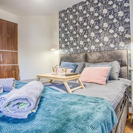 Cosy On The Lift Apartment *